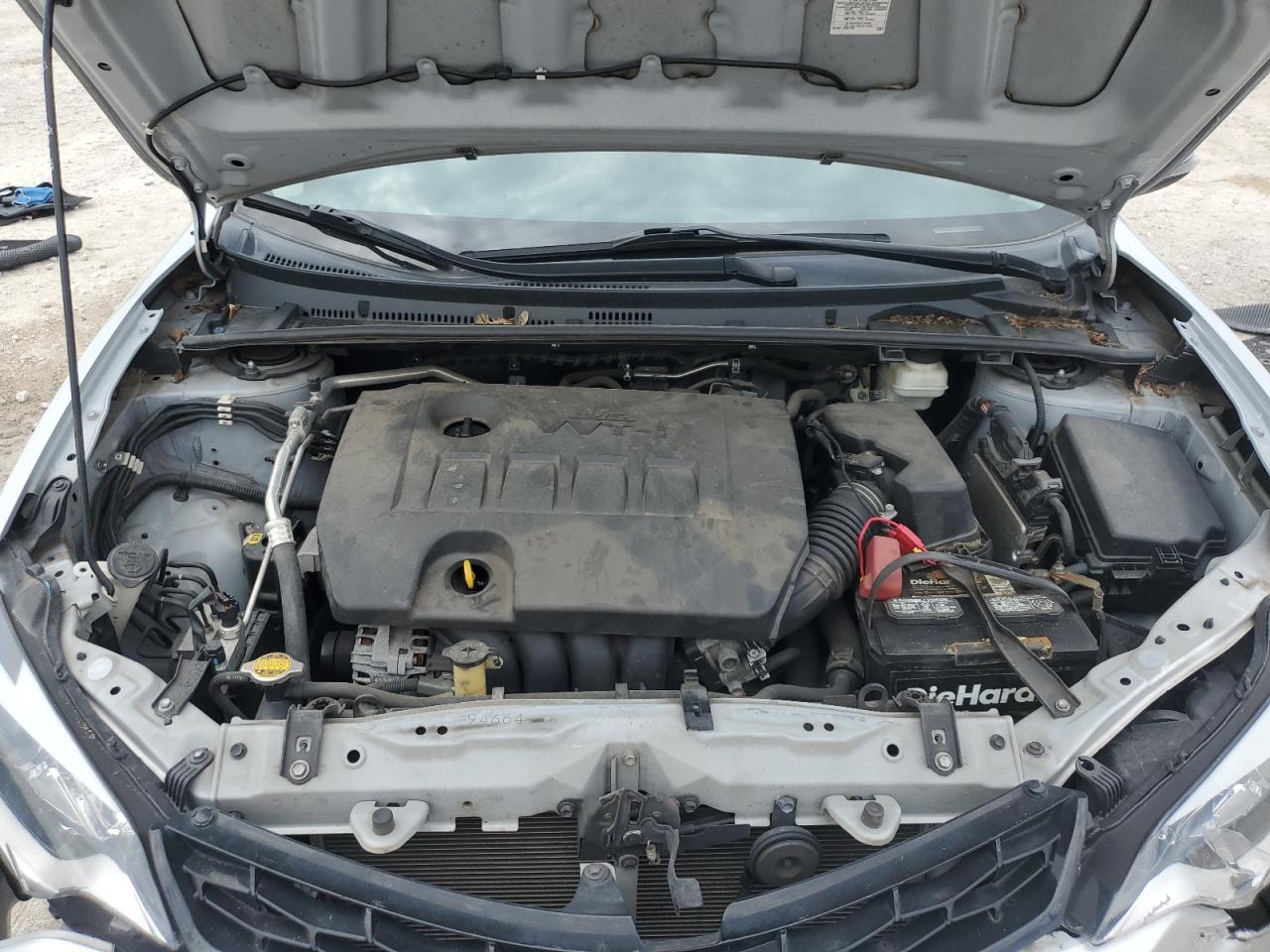 Toyota Corolla L Image 8