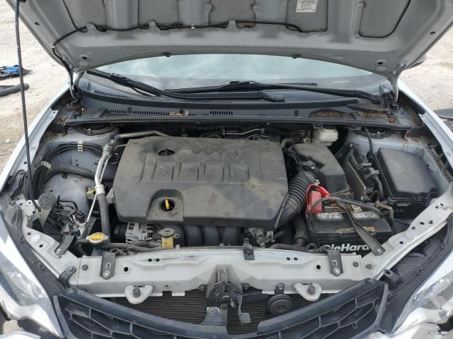 Toyota Corolla L Image 8