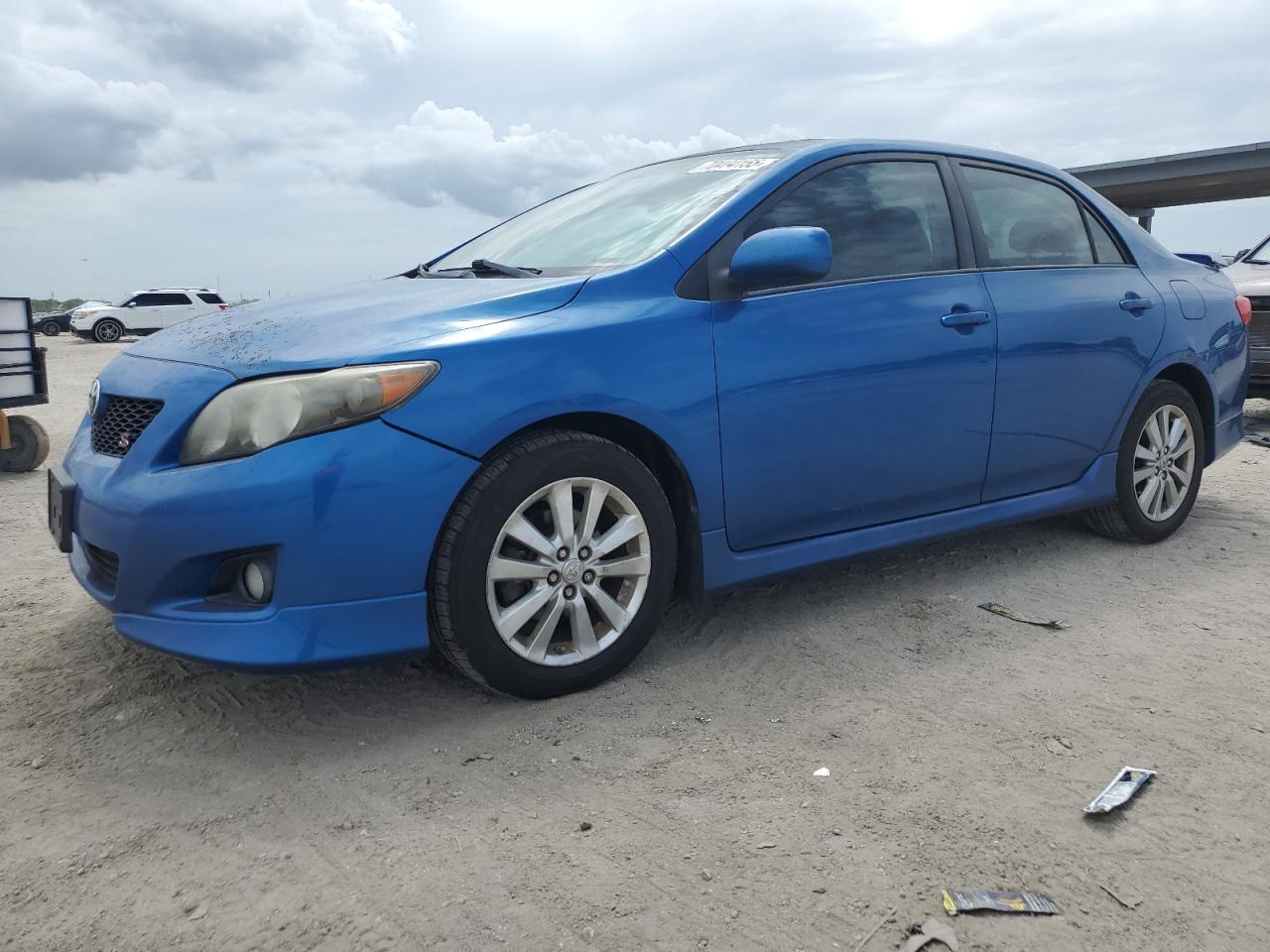 Toyota Corolla Base Image 1