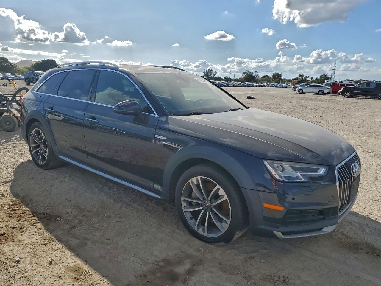 Audi A4 Premium Plus Image 10