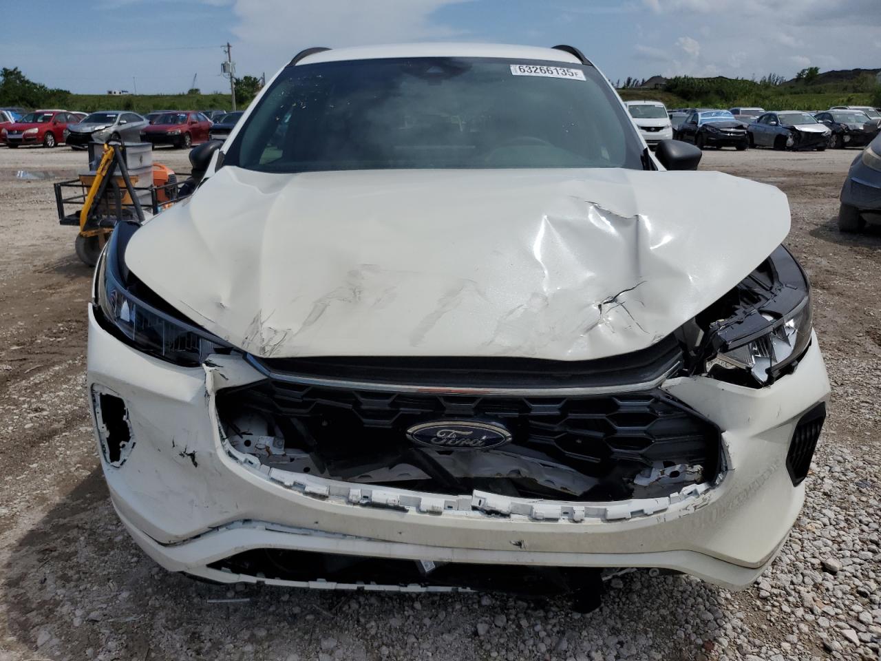 Ford Escape St Line Image 9