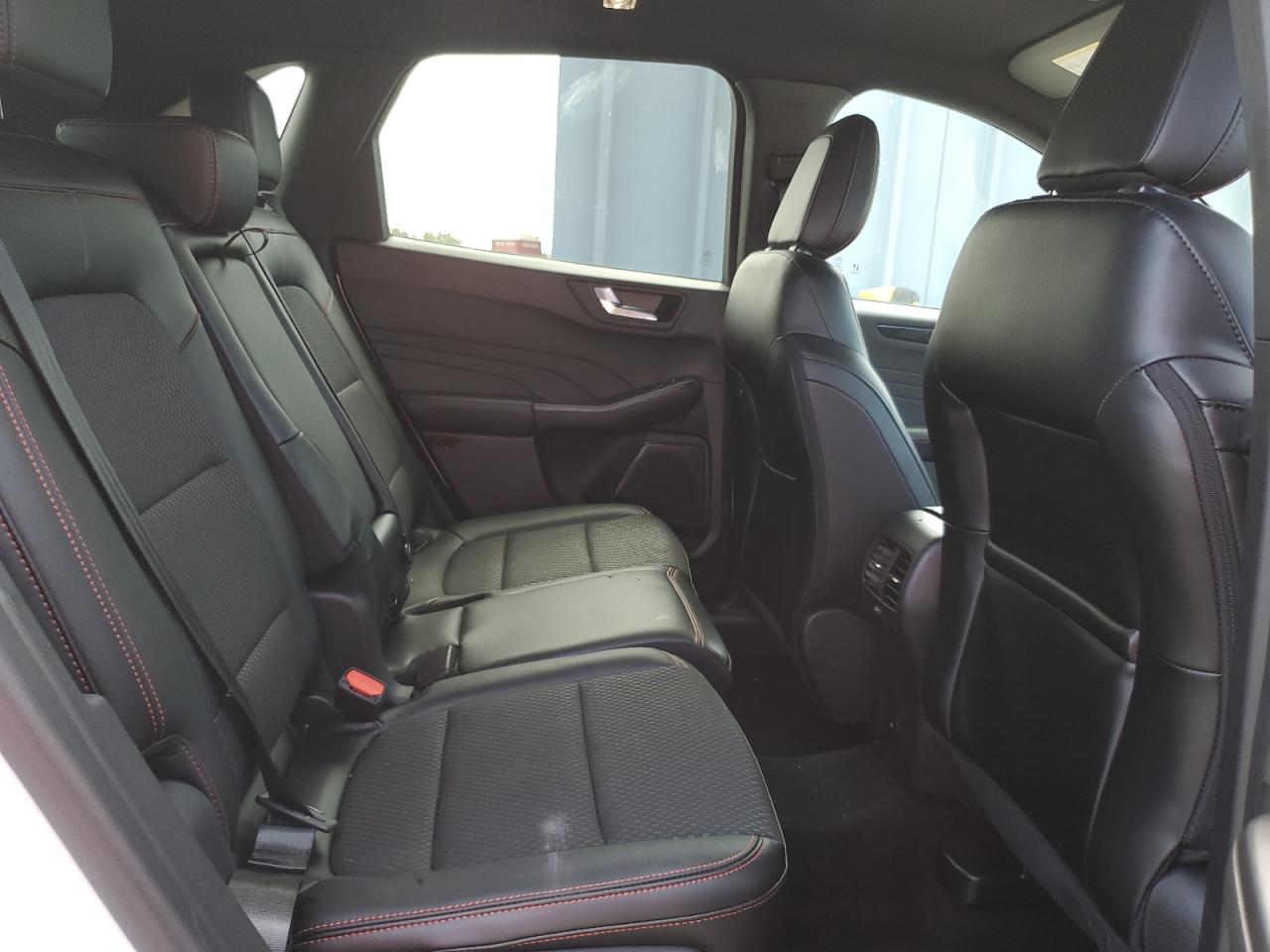 Ford Escape St Line Image 3