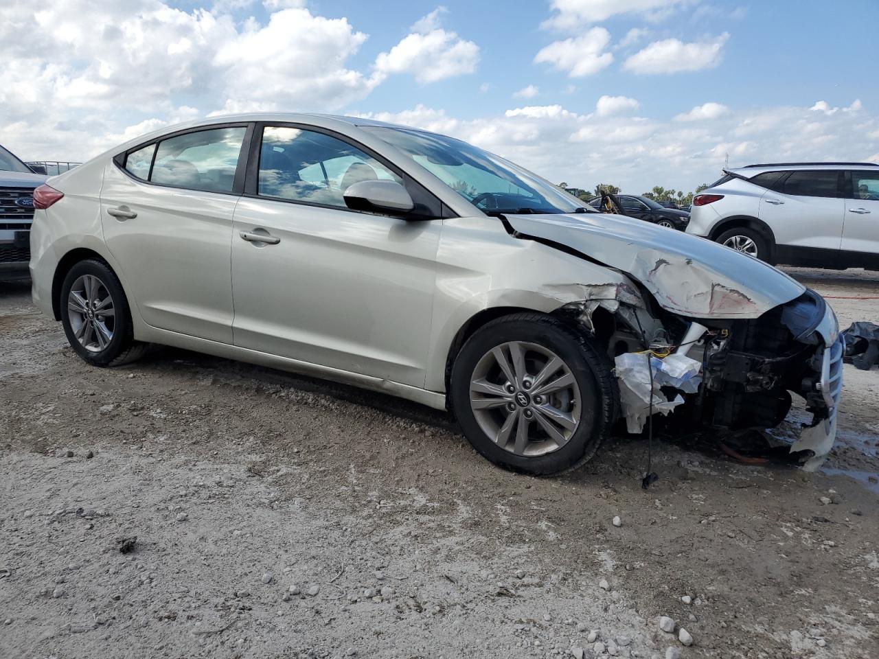 Hyundai ELANTRA Se Image 3