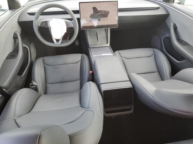 Tesla Model 3 Image 5