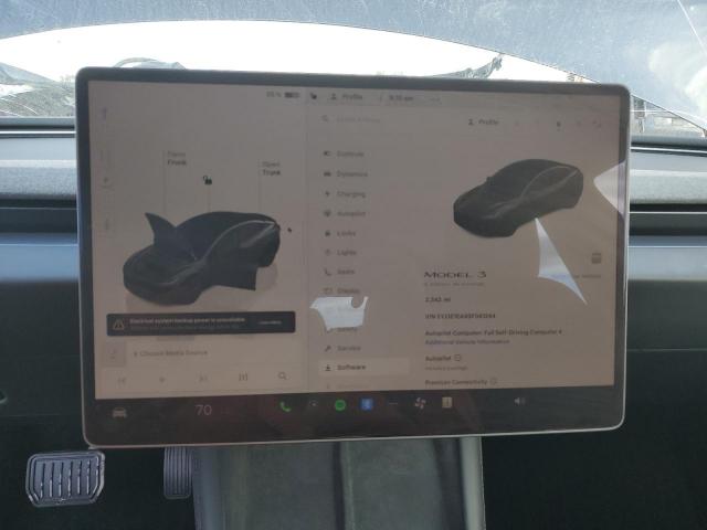 Tesla Model 3 Image 9