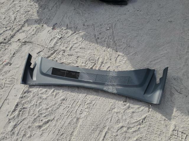 Tesla Model 3 Image 11