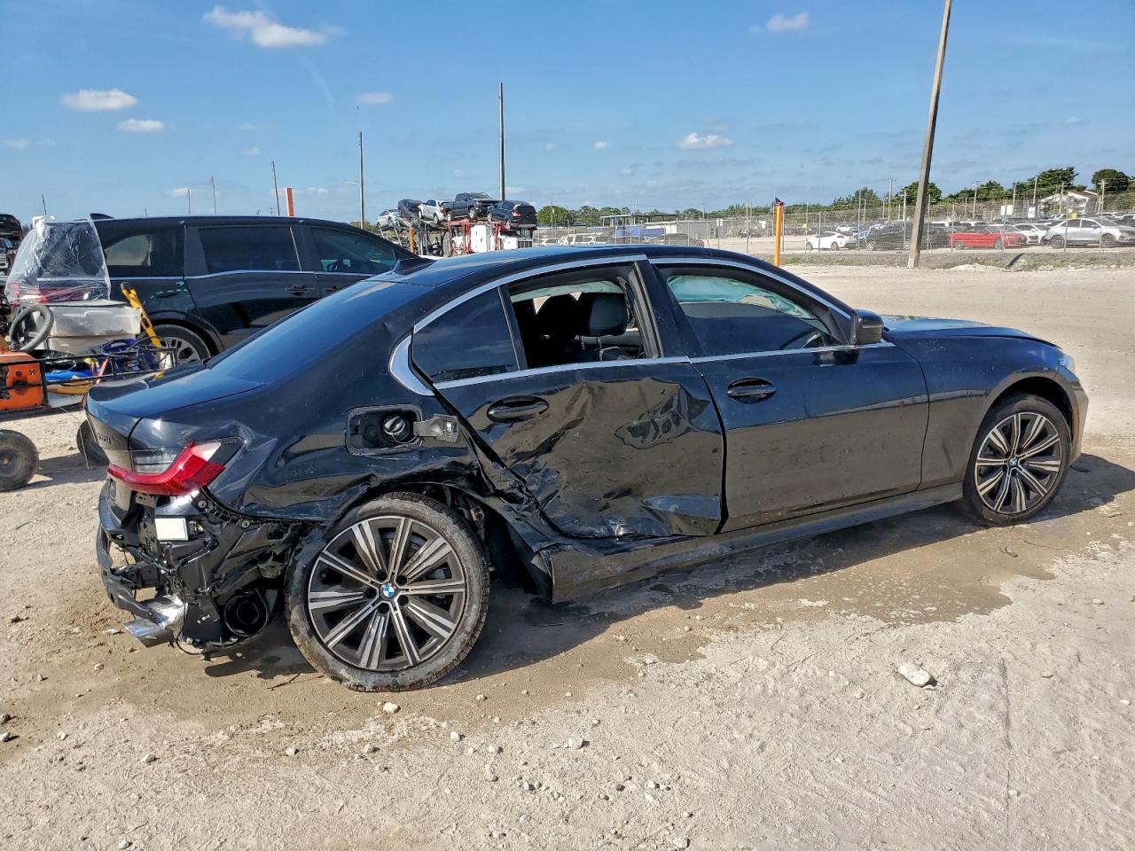 BMW 3 Series Image 2