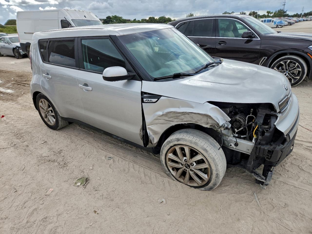 Kia Soul + Image 2