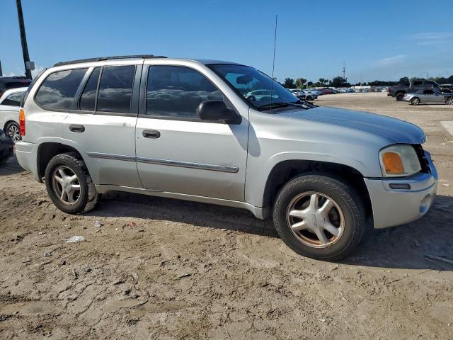 GMC Envoy Image 3