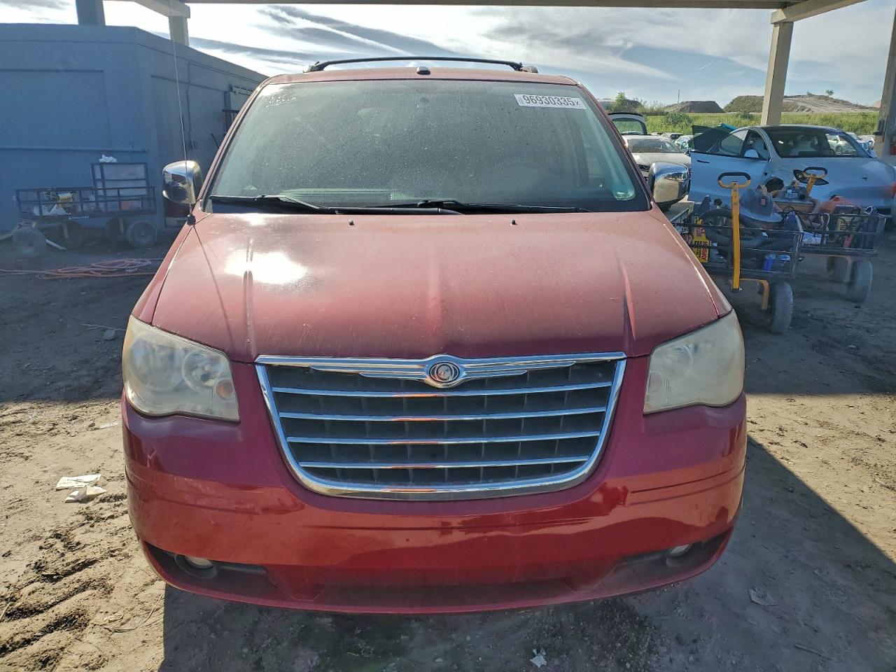Chrysler Minivan Touring Image 5