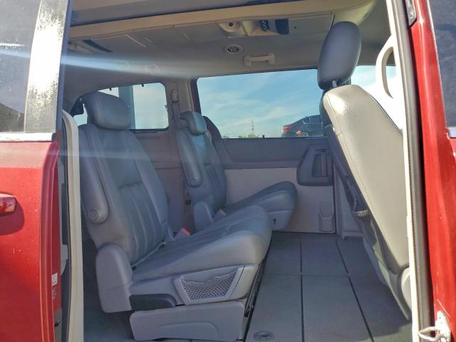 Chrysler Minivan Touring Image 13