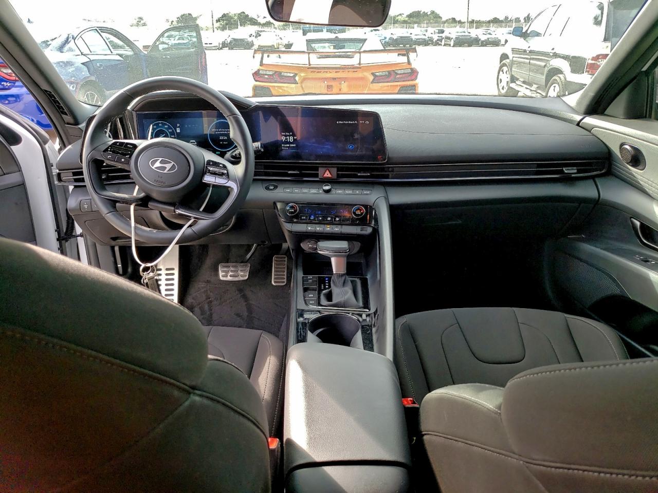 Hyundai ELANTRA Blue Image 10