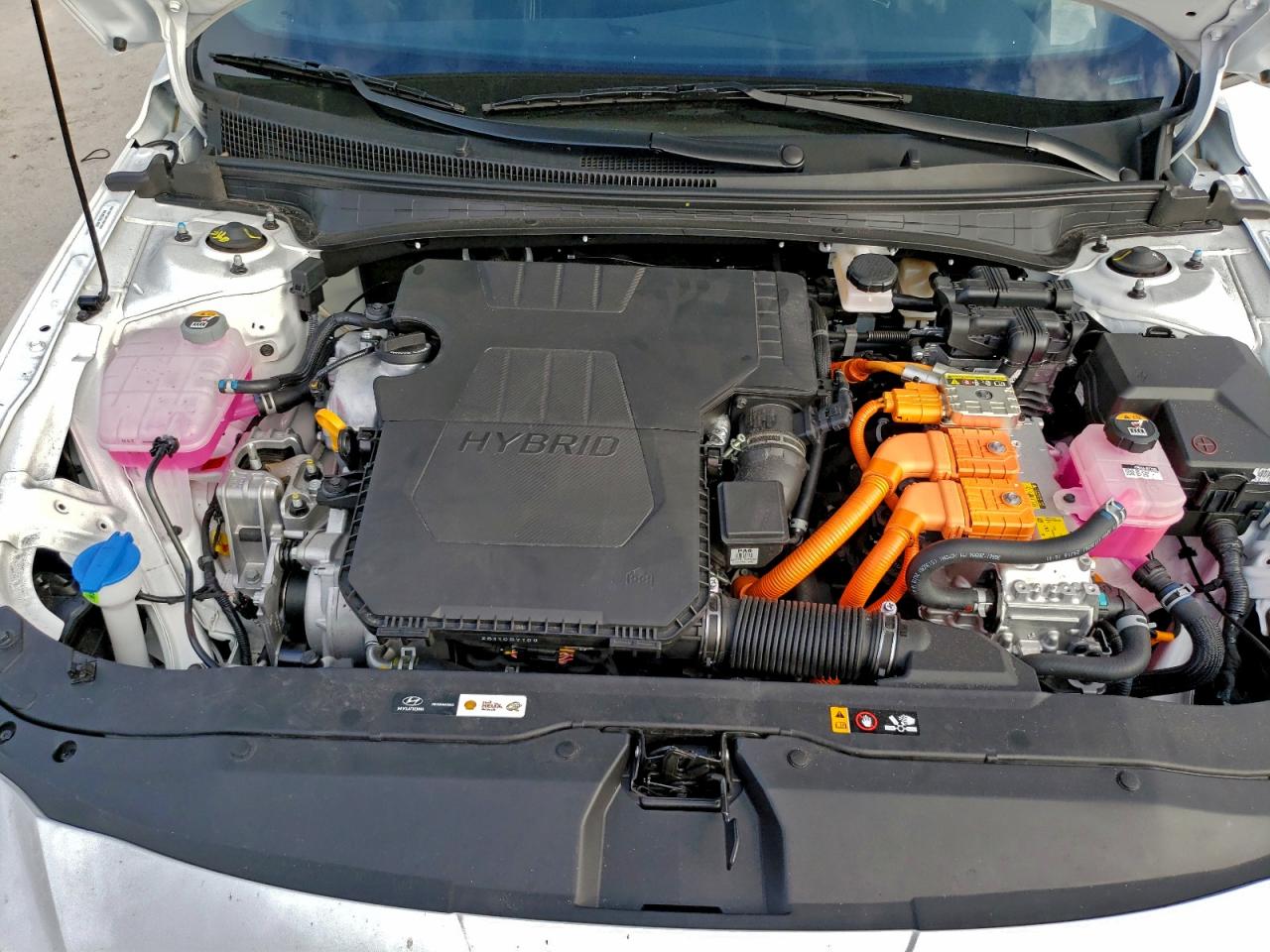 Hyundai ELANTRA Blue Image 9