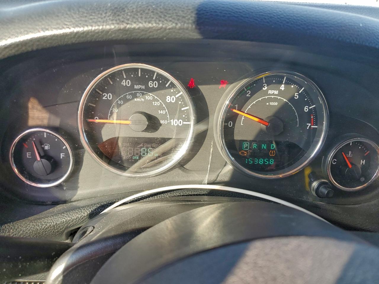 Jeep Wrangler Sport Image 9