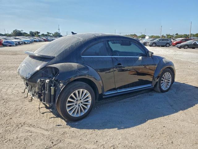 Volkswagen Beetle S Image 9