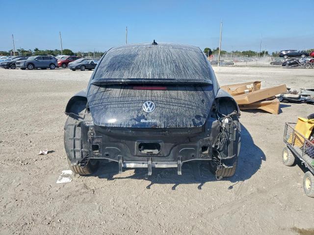 Volkswagen Beetle S Image 8