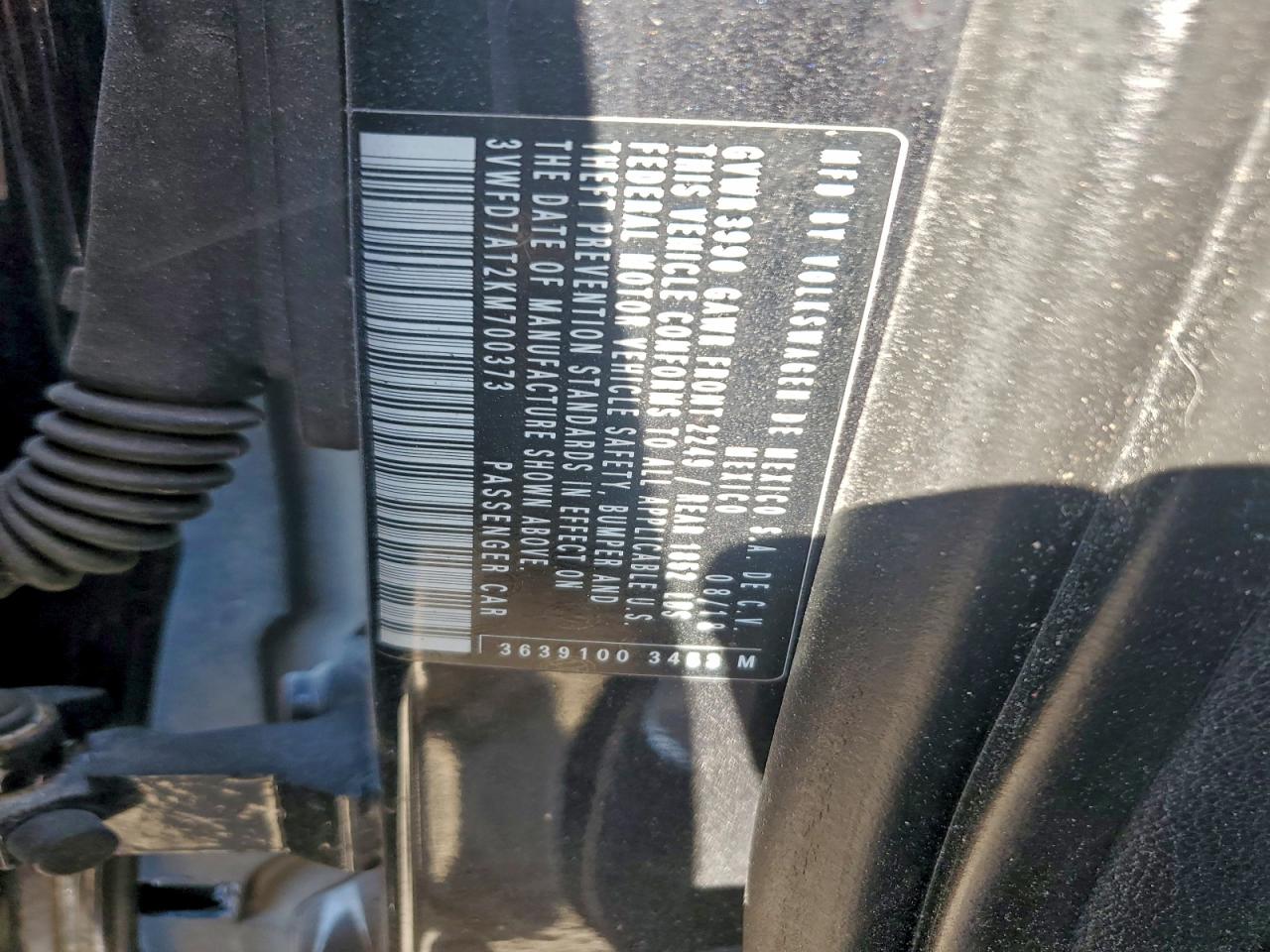 Volkswagen Beetle S Image 12