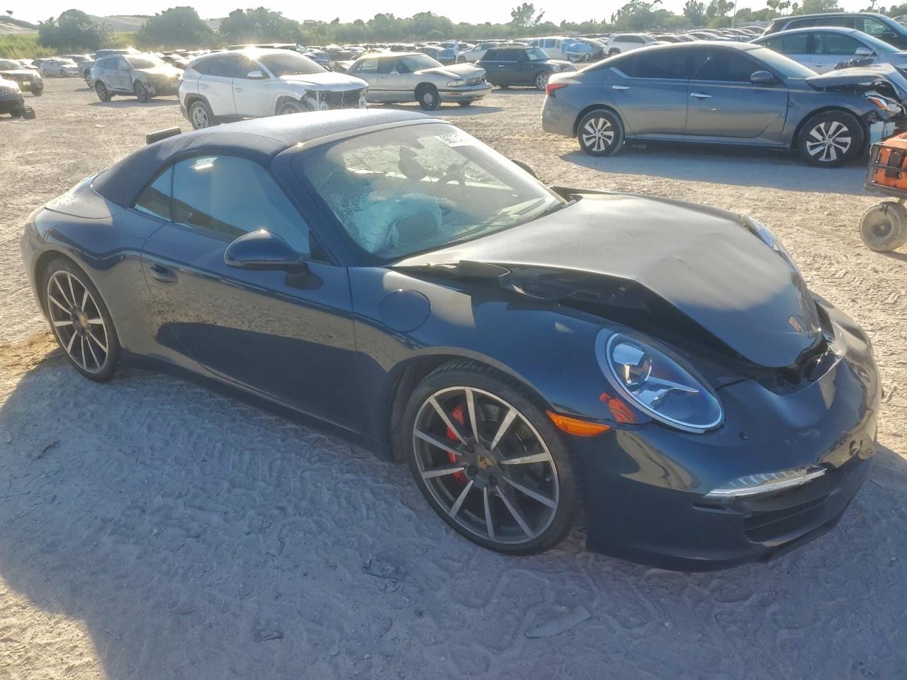 Porsche 911 Carrera S Image 3