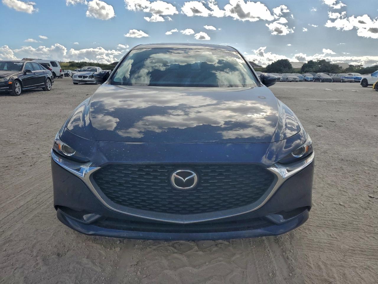 Mazda 3 Preferred Image 11