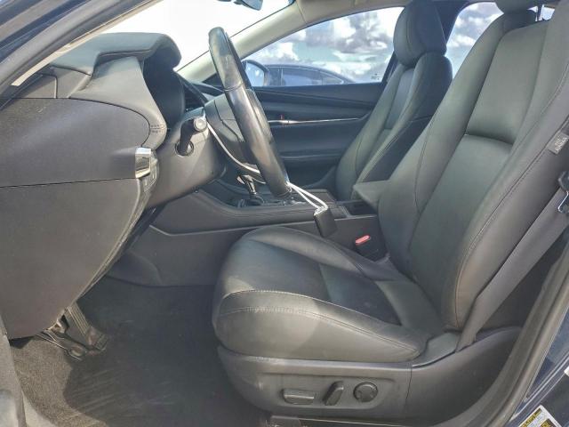 Mazda 3 Preferred Image 4