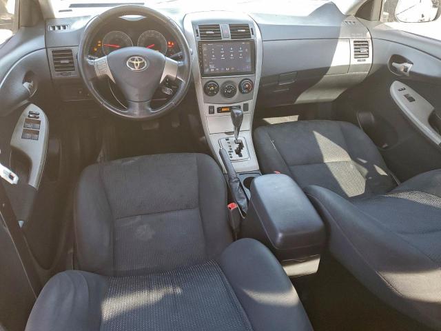 Toyota Corolla Base Image 11