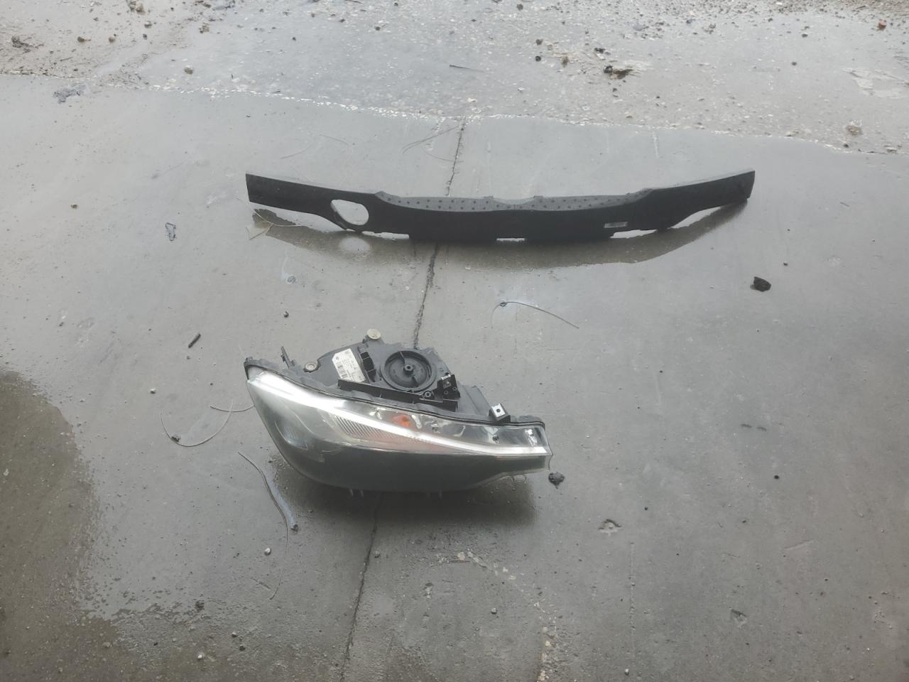 BMW 3 Series I Image 11