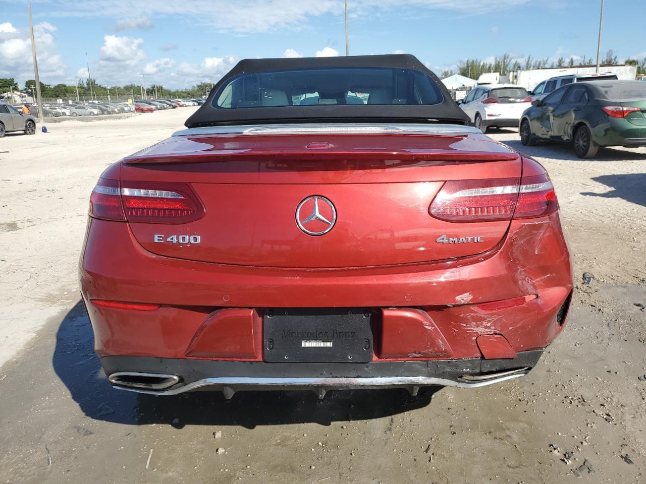 Mercedes-Benz E-Class 400 4matic Image 2