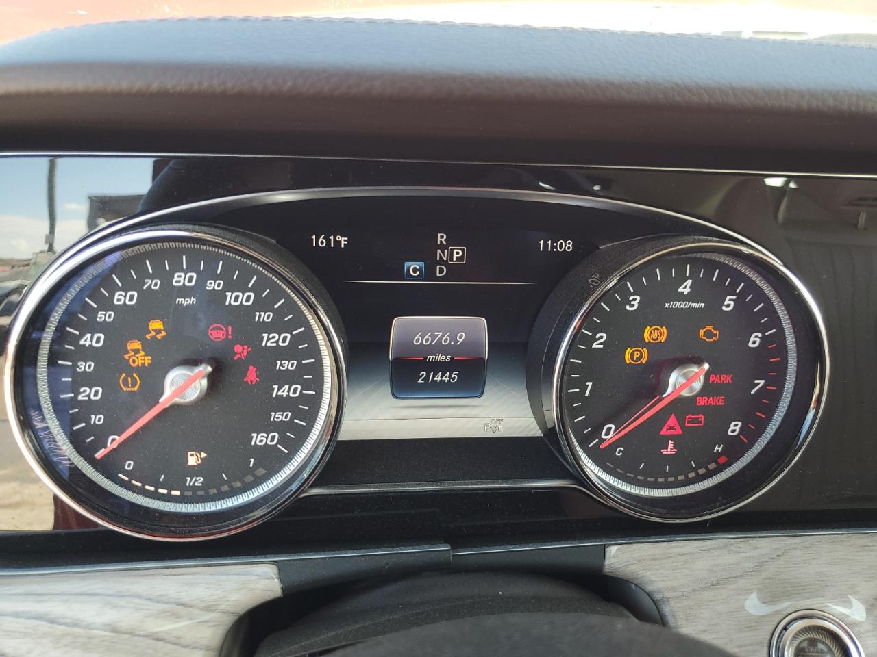 Mercedes-Benz E-Class 400 4matic Image 12