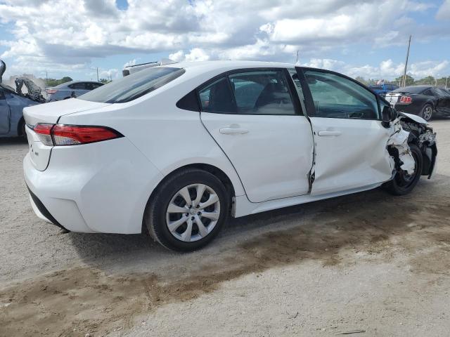 Toyota Corolla Le Image 3