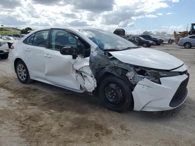 Toyota Corolla Le Image 6