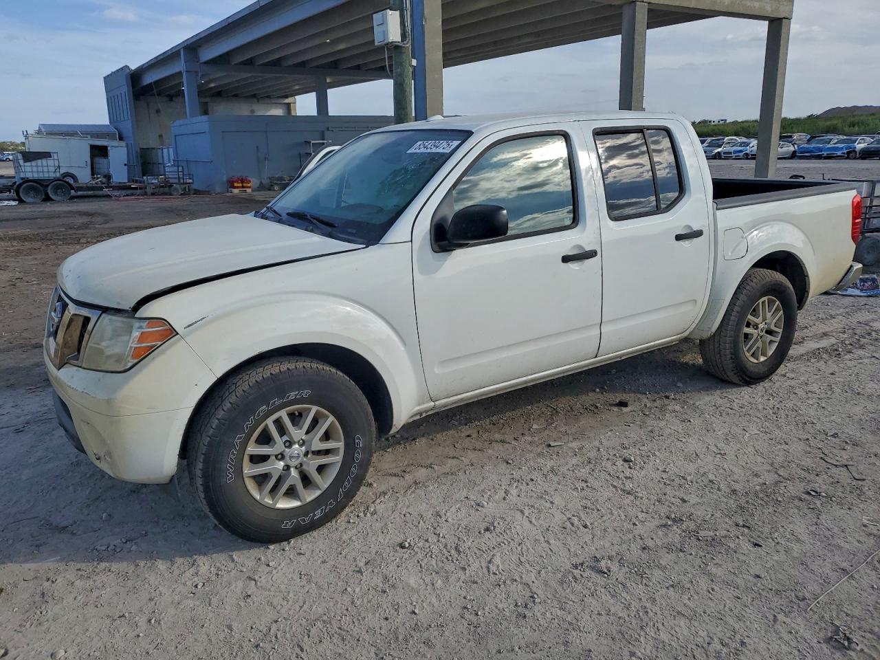 Nissan Frontier S Image 1