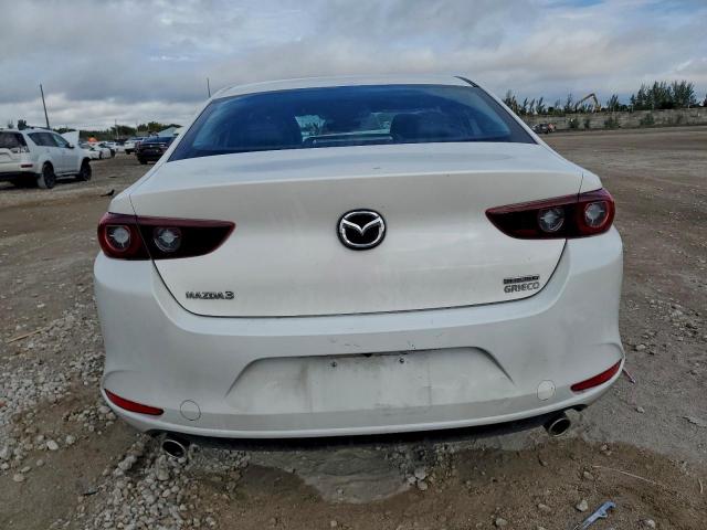 Mazda 3 Select Image 9