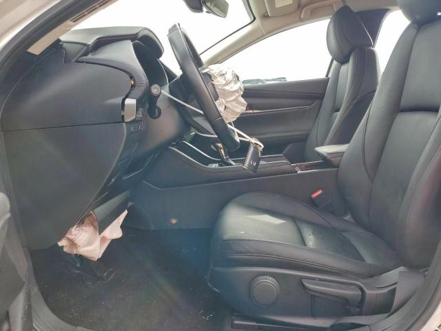 Mazda 3 Select Image 4