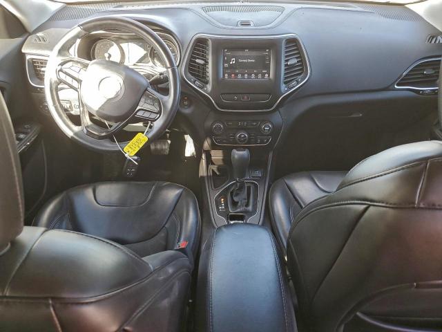 Jeep Grand Cherokee Latitude Plus Image 14