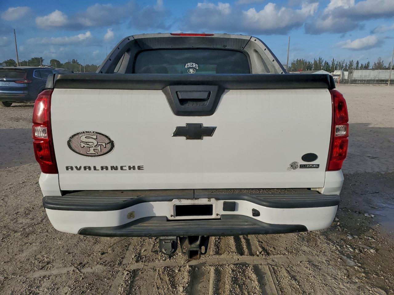 Chevrolet Avalanche C1500 Image 5