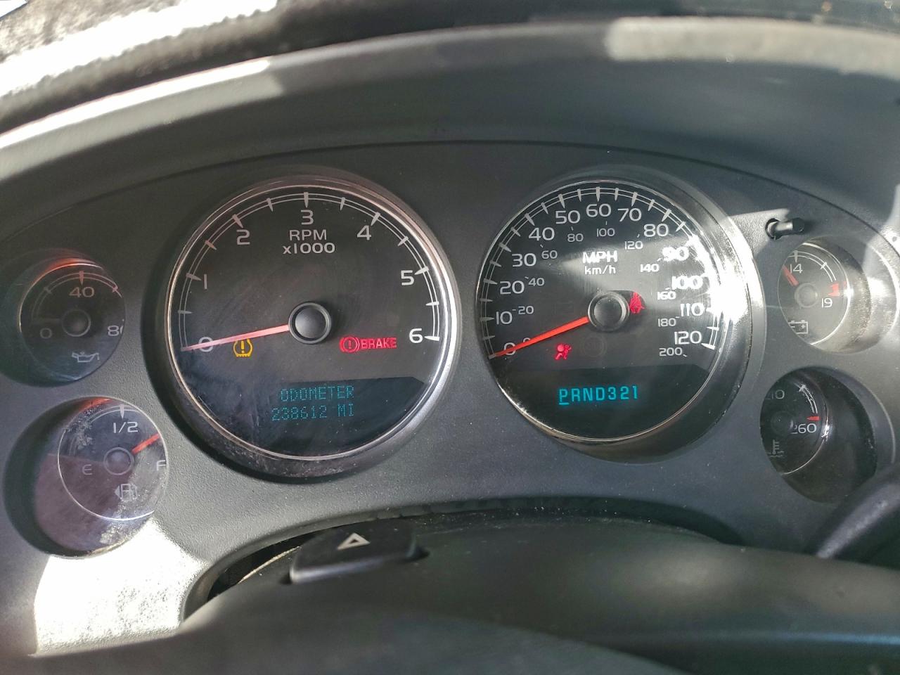 Chevrolet Avalanche C1500 Image 9