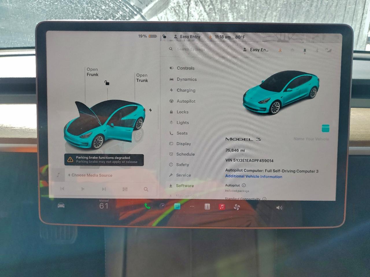 Tesla Model 3 Image 9