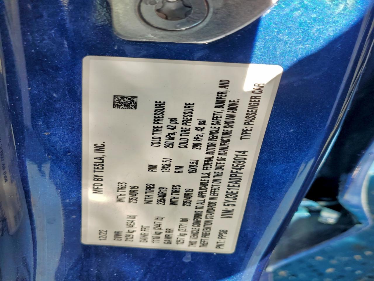 Tesla Model 3 Image 6