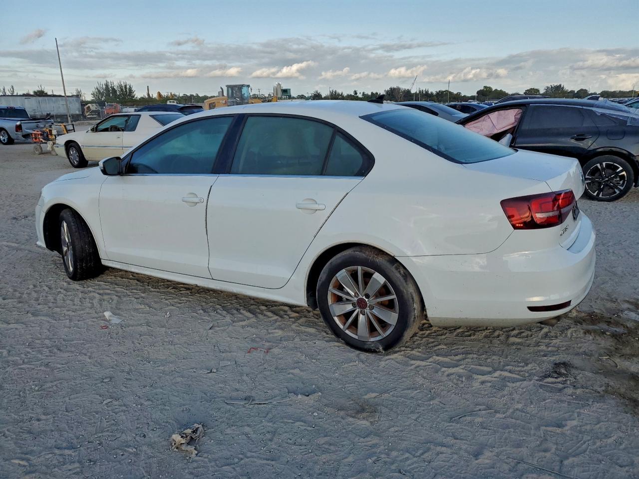 Volkswagen Jetta Se Image 8