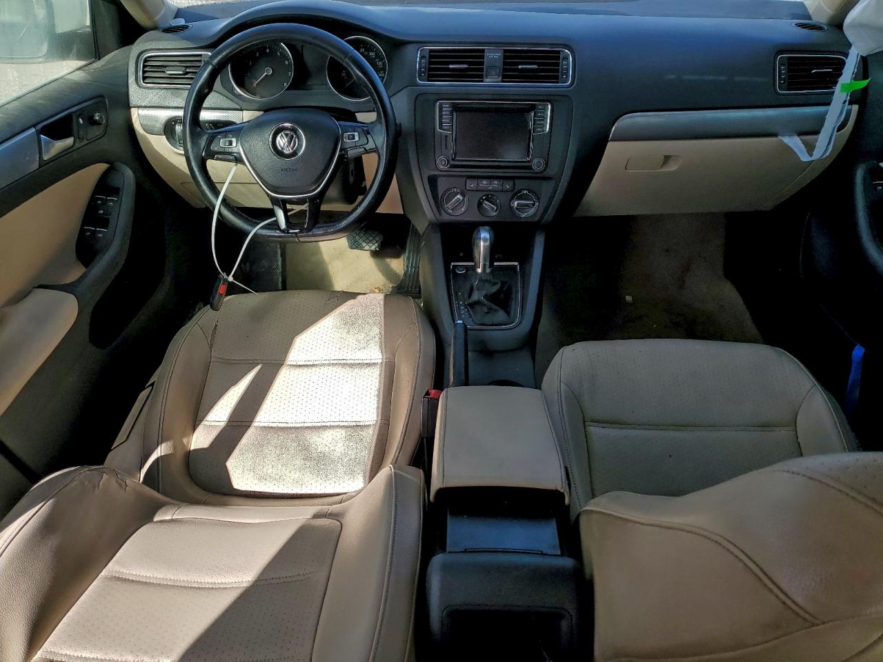 Volkswagen Jetta Se Image 3