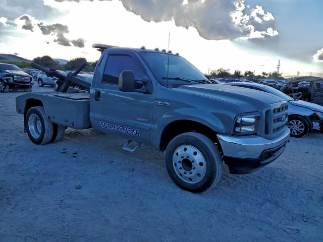 Ford F-450 Super Duty Image 2