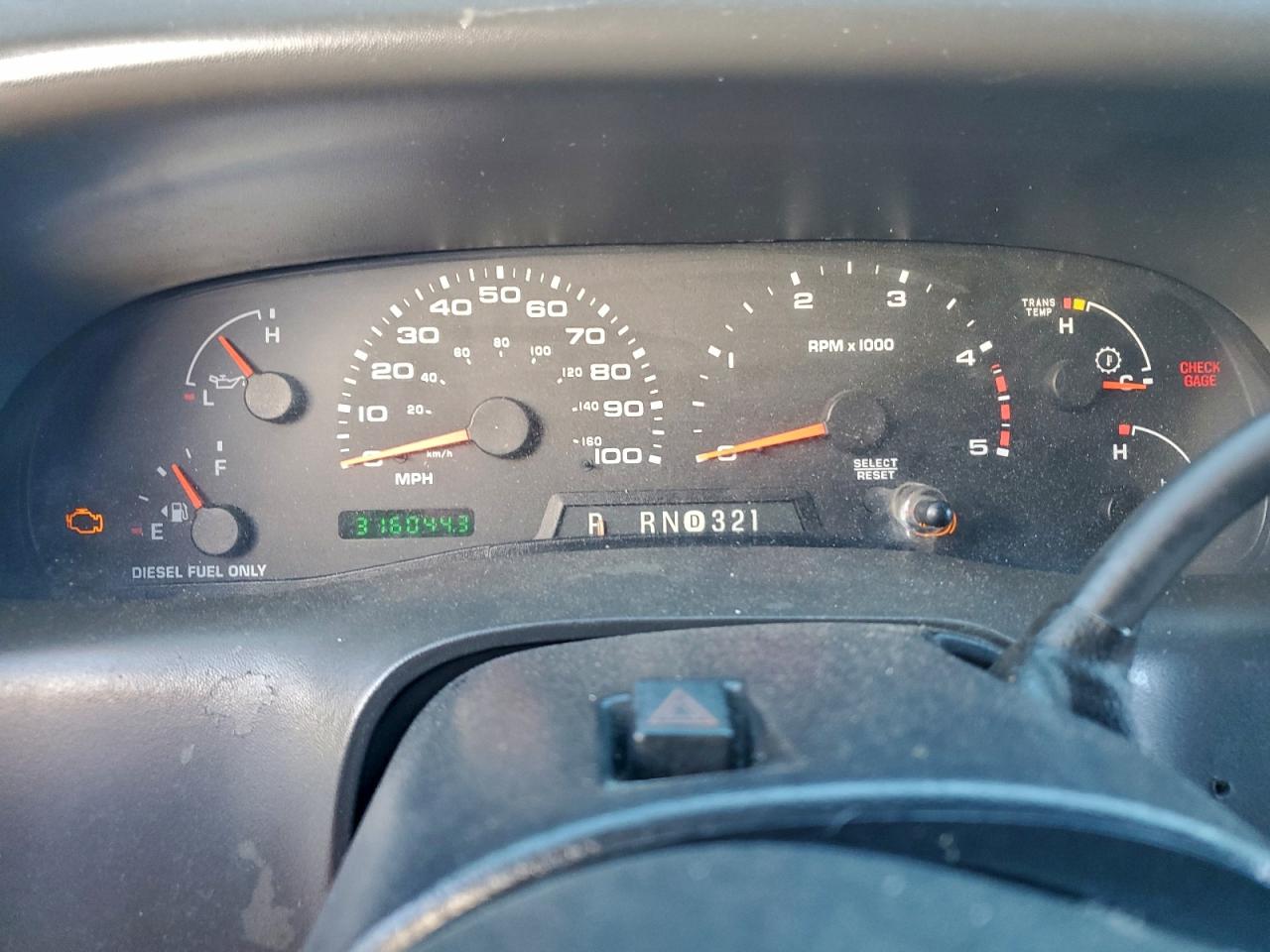 Ford F-450 Super Duty Image 4