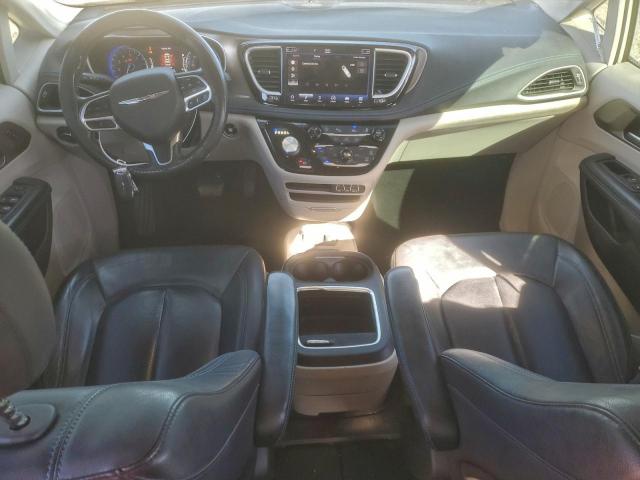 Chrysler Pacifica Touring L Image 5